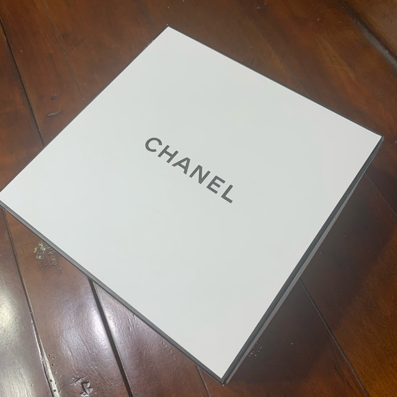 CHANEL box 📦